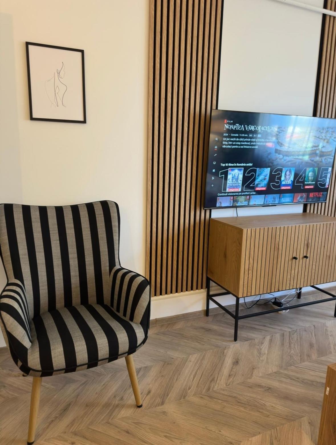 One Room Apartment- Self Check-In 24H Resita Exterior foto